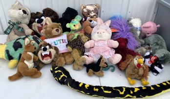 Assorted Stuffed Animals Bundle #2 - (C1)