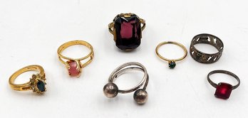 Costume Jewelry Bundle Of Ladies' Rings J31