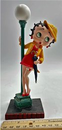 Betty Boop Collectible Figurine 'Singing In The Rain'