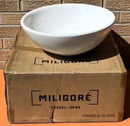 MILIGORE 16' Round White Ceramic Vessel Sink New In Box - (TBL2)