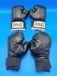 Lot Of 2 Pairs Black Boxing Gloves