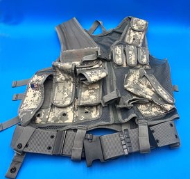 Paintball Gear Vest V- No Size Listed