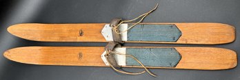 Vintage 1940s Withington Buckfield Maine Childs Wood Skis - (B1)