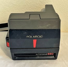 Vintage Polaroid Auto Focus 660 With Film