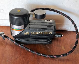 Custom Accessories 250 PSI - 3 In 1 Air Compressor