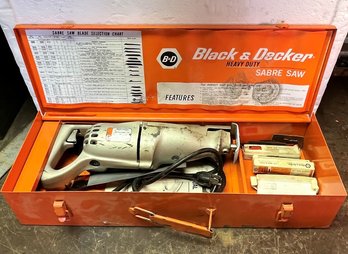 Black & Decker Heavy Duty Sabre Saw In Case With Accessory Contents