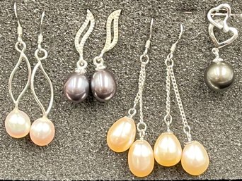 Pearl Earrings & A Pendant Set In Sterling Silver #137