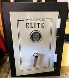 Stack-On Elite Executive Fire Safe