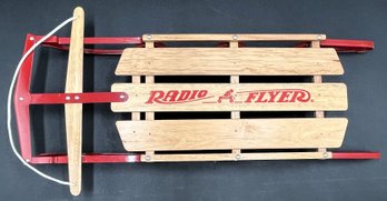 Radio Flyer Little Wood Sled Mode 551 - (A6)