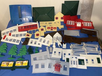 Plasticville Train Building Bundle T#1 - (BB1)