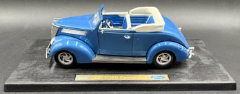 FORD 1937 Convertible 1:18 - (A6)