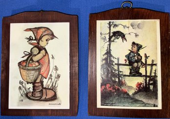 2 Hummel Wood Plaques F#4 - (BB1)