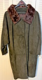 Vintage Green Suede Coat With Mink Fur Collar - Size Unknown - C13