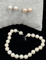 Pearl Bracelet With 2 Pairs Pearl Earrings Set In 14K Yellow Gold #208