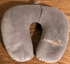 Neck Pillow - (G)