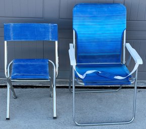 Blue Folding Chairs With Carrying Strap Lot Of 2