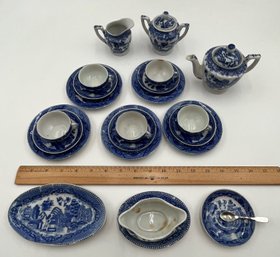 Mini Porcelain Tea Set From Japan