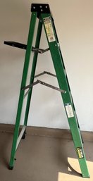 Gorilla Fiberglass Step Ladder 6' - (g)