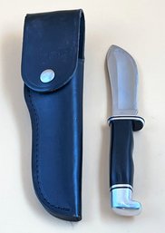 Fixed Blade Buck Knife In Sheath