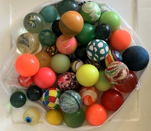 Lot Of Over 30 Rubber Balls - (BBR)