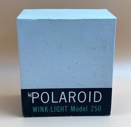 Vintage Polaroid Wink Light (Model #250) With Battery