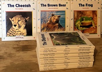 Set Of Over 20 Readers Digest Young Families Animal Books - (GW)