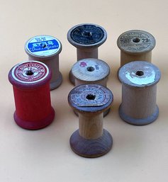 Lot Of 7 Vintage Wood Bobbins