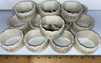 16 Antique Cream Glaze Napkin Rings - (G3)