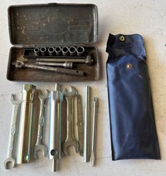 Socket Drive And Wrench Tools With Pouch