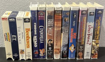 Lot Of 13 Children's Movie VHS Tapes - (BU2)