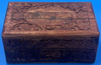 Vintage Wood Velvet Lined Carved Jewelry Box - (FR)