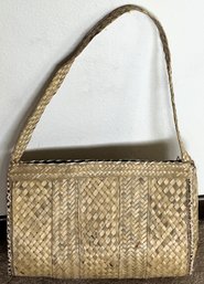 Large Woven Straw Handbag Purse - (BR2)