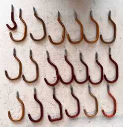 Lot Of 20 Picture Screw Hooks