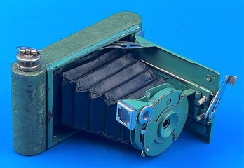 Vintage KODAK Petite Camera