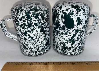 Green/white Speckle Glaze Salt & Pepper Shakers - (g9)