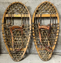 Vintage Northwood Brand For Safesport MFG. CO Bear Paw Snowshoes - (A1)