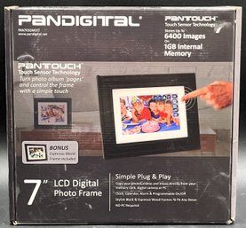 Pandigital 7' LCD Digital Photo Frame Touch Screen New In Box - (A1)