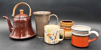 Lot Of 4 New Ceramic Mugs & Porcelain Enamel Tea Pot Bundle (B5)