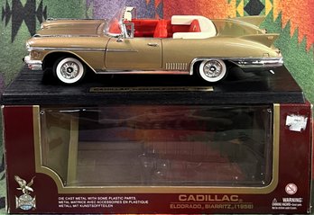 Road Legends 1958 Cadillac Eldorado Biarritz 1:18 Die Cast Metal - (A6)