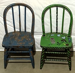 2 Vintage Wooden Childrens Chairs - (B1)