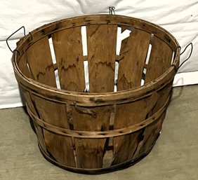 Vintage Wood Bushell Basket - (B1)