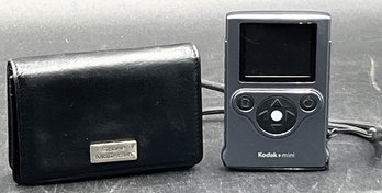 KODAK-Mini Camera With Wallet Case - (B2)