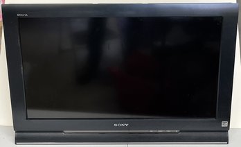 Sony KDL - 32L4000 32' LCD Television With Wall Mount - (G6)