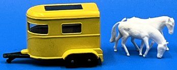 Vintage Lesney Matchbox Series Pony Trailer LM11 - (A4)