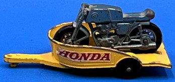 Vintage Lesney Matchbox Series HONDA Motorcycle And Trailer LM12 - (A4)