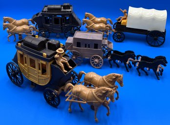 4 Plastic Stagecoach Horse Bundle - (A5)