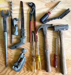 Vintage Metal Toolbox With 13 Tools