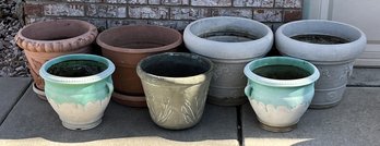 Lot Of 7 Plastic Outdoor Planters - (G)