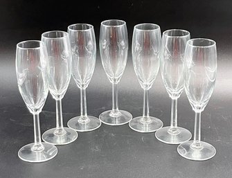 Set Of 7 Glass Champaign Flutes (D5)