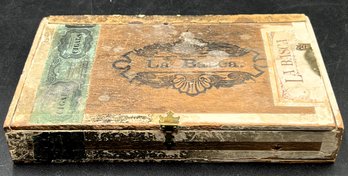 Vintage LA Basca Wood Cigar Box - (b5)